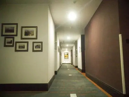Made Lane Inn