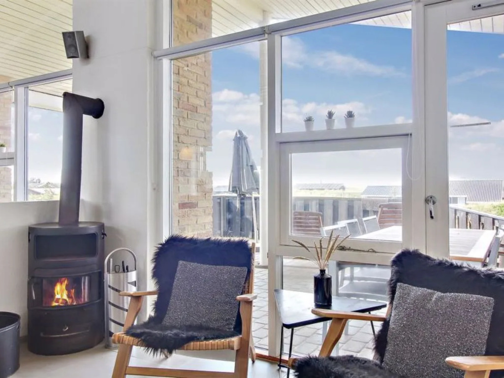 "Zoya" - 300m from the sea in NW Jutland