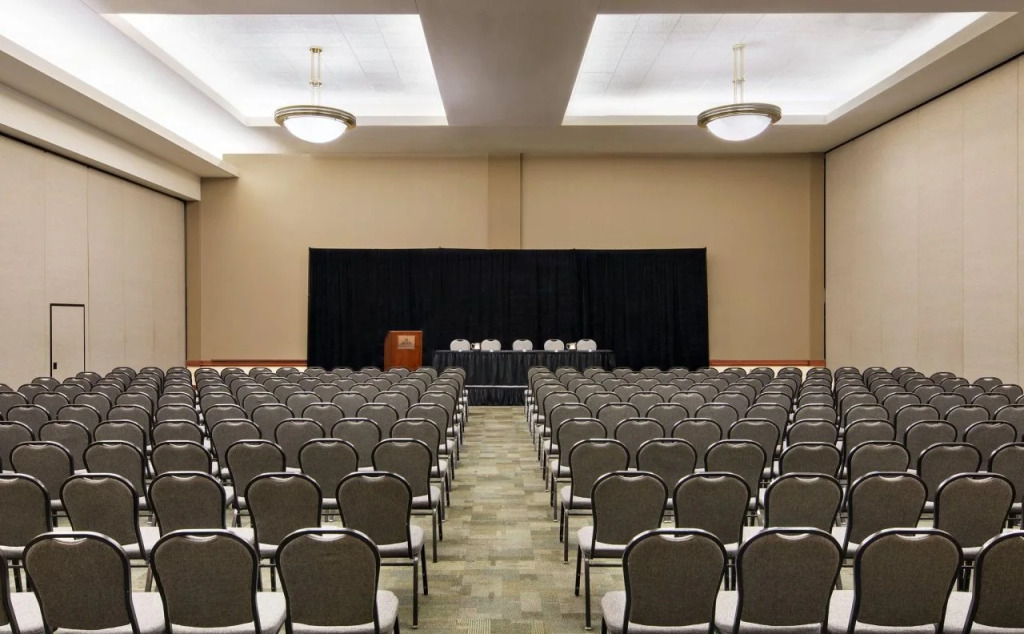 Delta Hotels by Marriott Midwest City at the Reed Conference Center