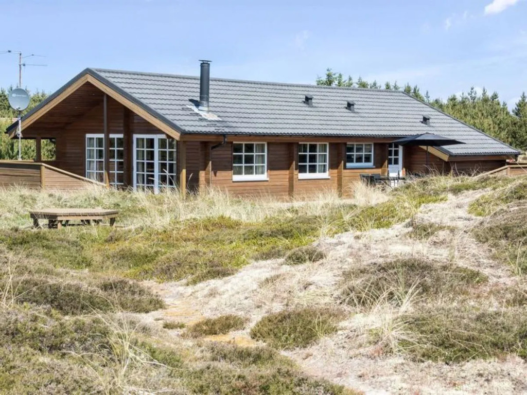 "Yorik" - 900m from the sea in NW Jutland