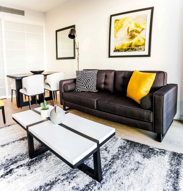 Modern Designer’s Pad