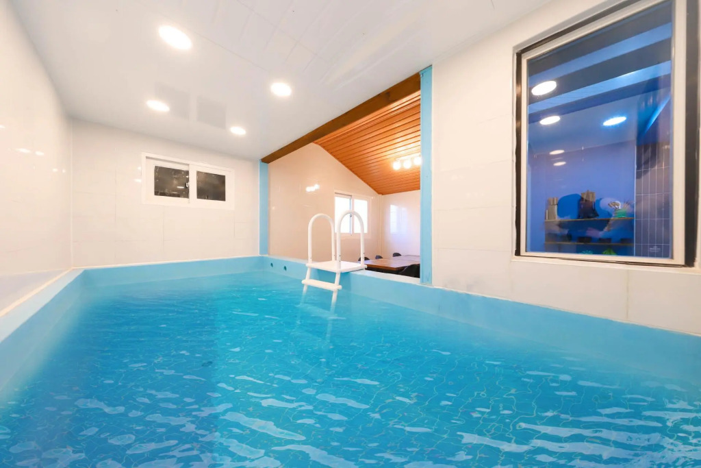 Gyeongju SD Kids Poolvilla