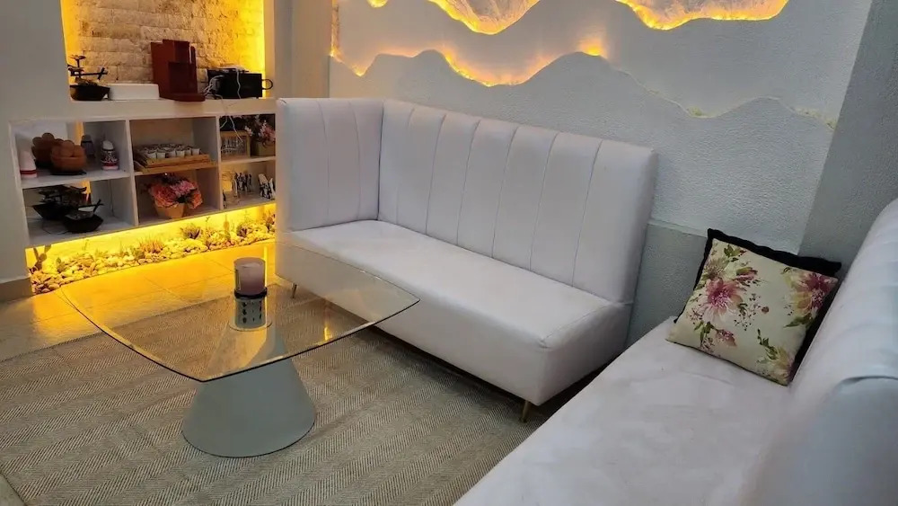 derby place lounge