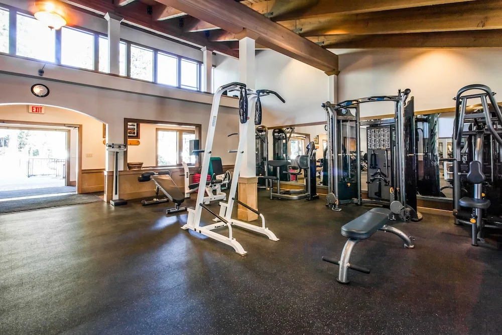 All-seasons , Near Northstar Resort 2 Bedroom Condo