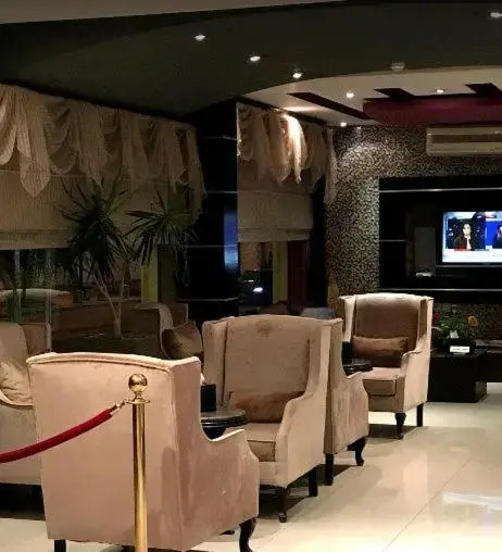 Nawara MEDICAL CITY - Economic