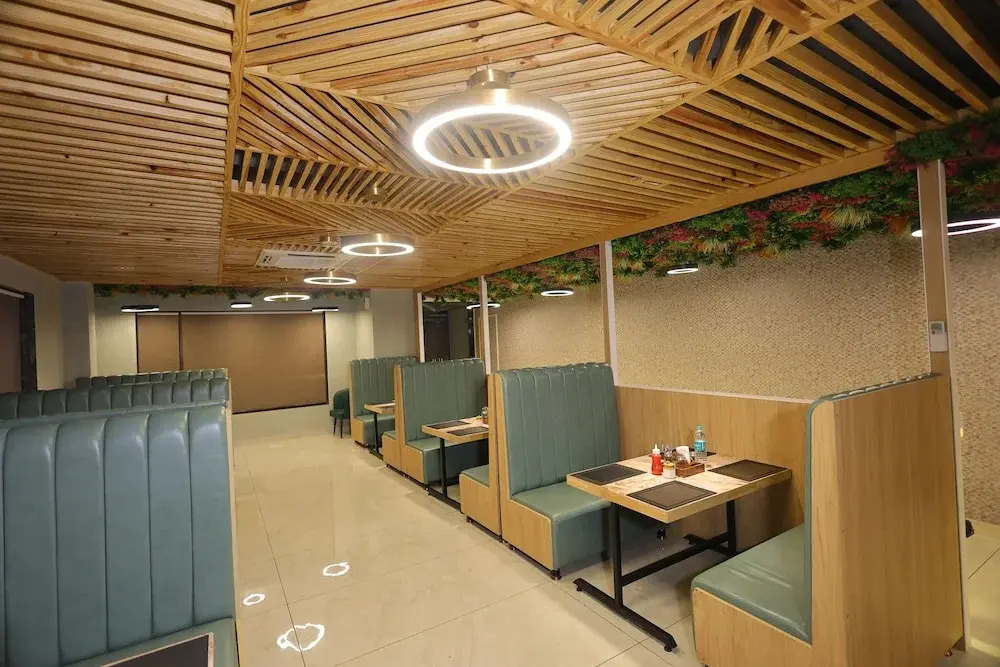 Hotel The Crown Inn Jhunjhunu