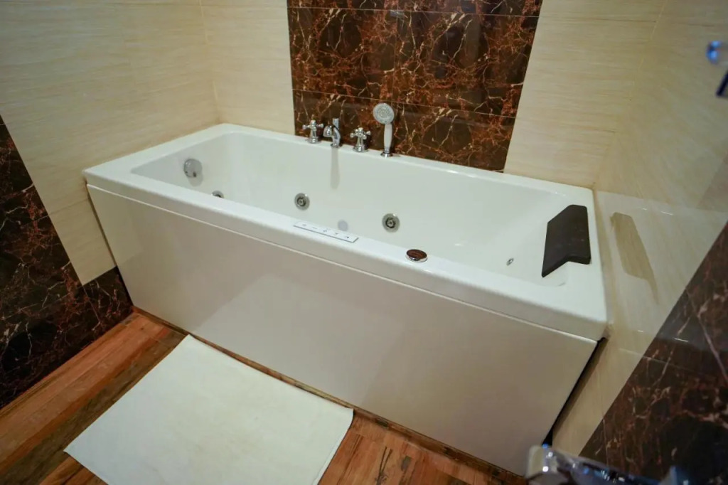 The Royal Sea A Unit of Adi Group of Hotel And Resort