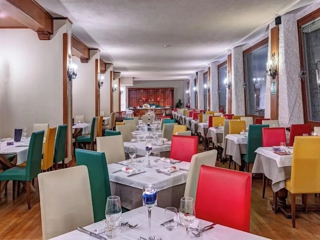 Hotel Mondolé - Azzurro Club