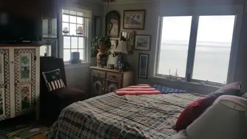 Inn 38 Oak Bluff Circle