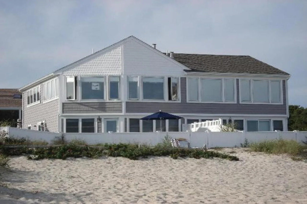 Ocean Breeze Motel