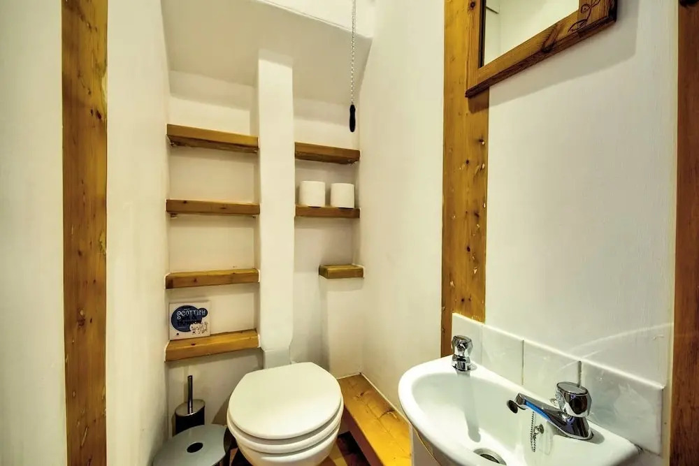 Lovely Central 1BR Flat in Prime Festival Location