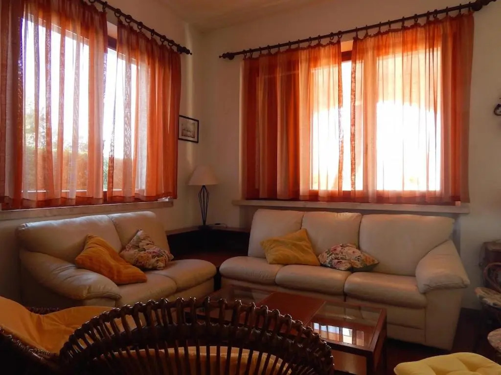 Villa vista mare a Numana - N147