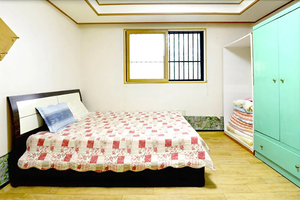 Gapyeong Yookgaksu-eobisanjang Pension