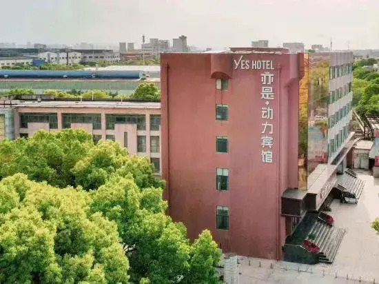 Yes Hotel