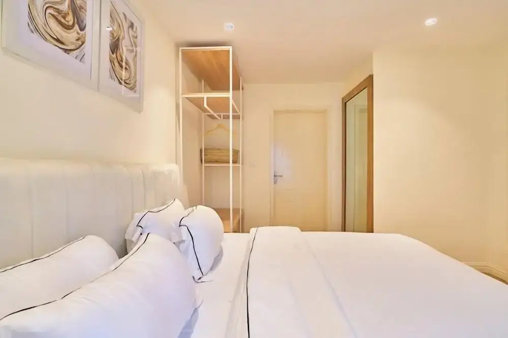 Stone House Apartment
