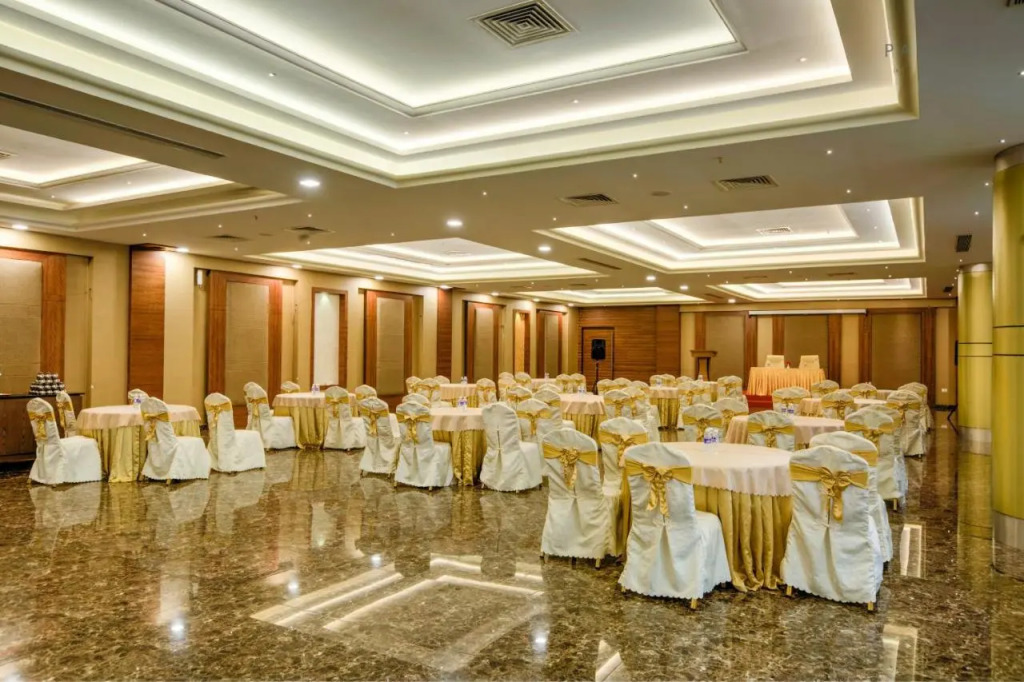 Hotel Pioneer Grand Palace