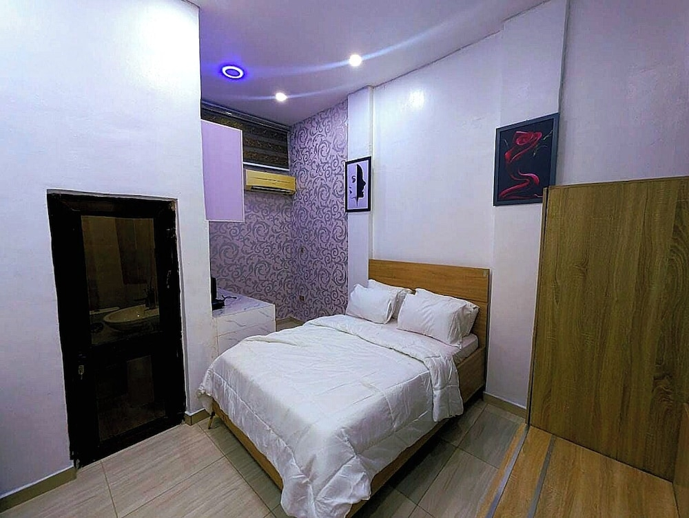 Frenezia Hotel