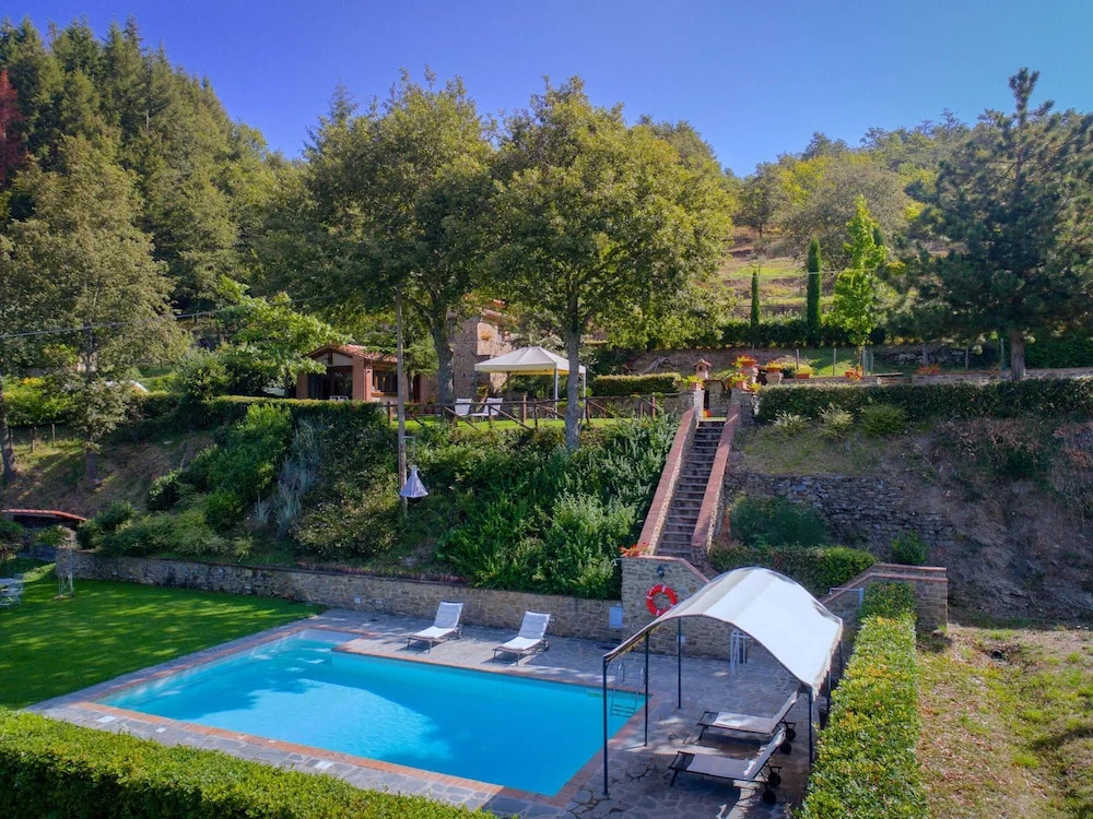 Holiday Home in Cortona With Pool & Garden