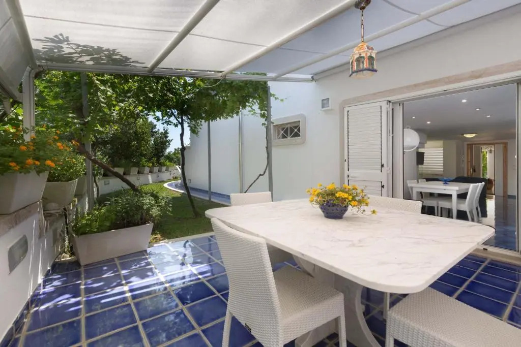 Villa Elmar by BarbarHouse