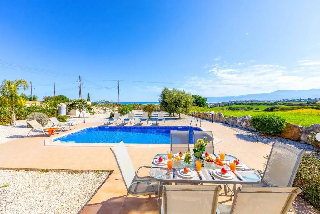 Villa Lime Tree