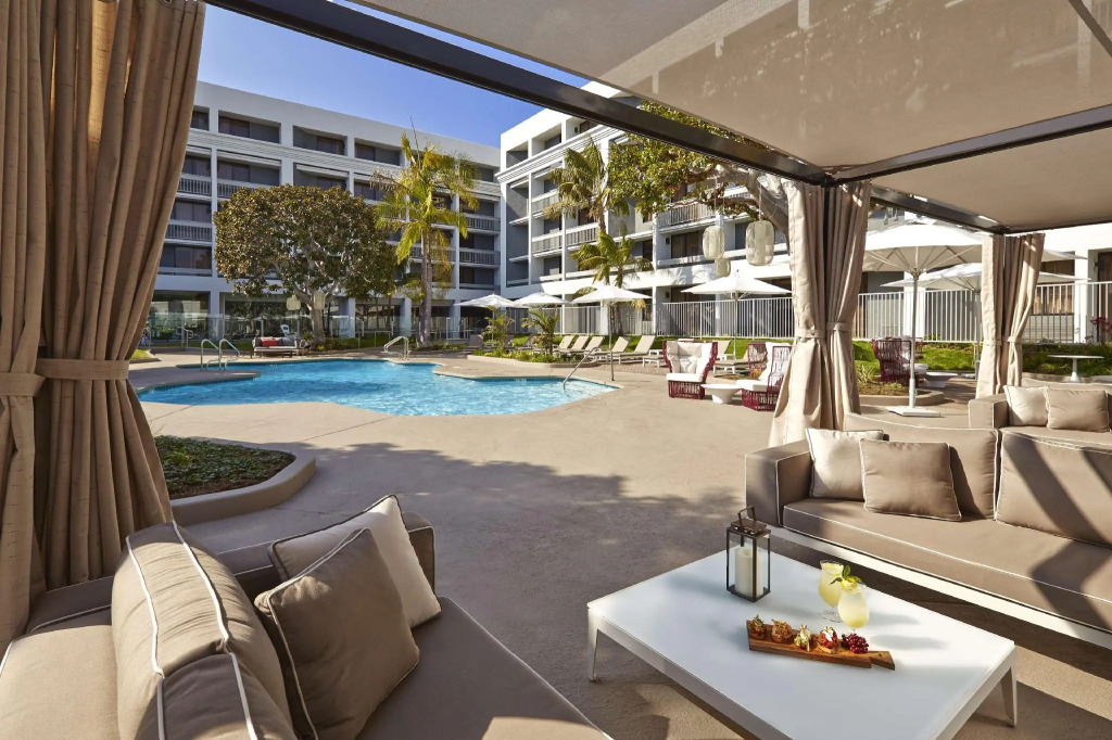 Hotel MDR Marina del Rey- a DoubleTree by Hilton