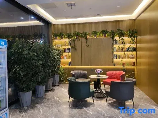 Nanzhao Senyao Hotel