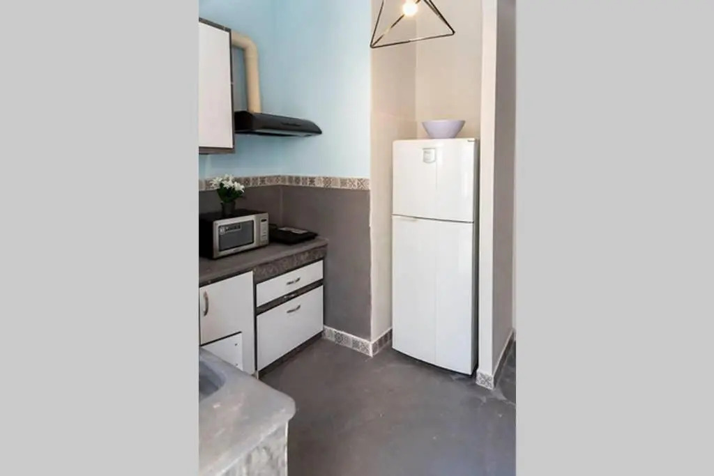 Vasilis Thissio Petralona 3d floor 55sqm