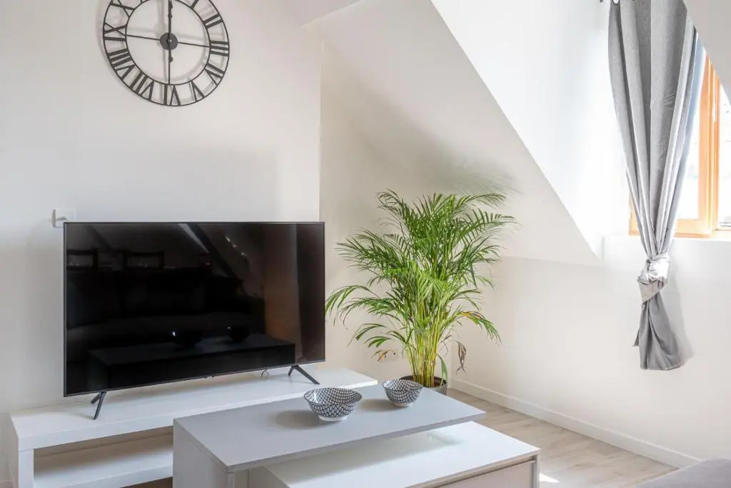 T3 Lumineux Proche Chateau Tout Equipé