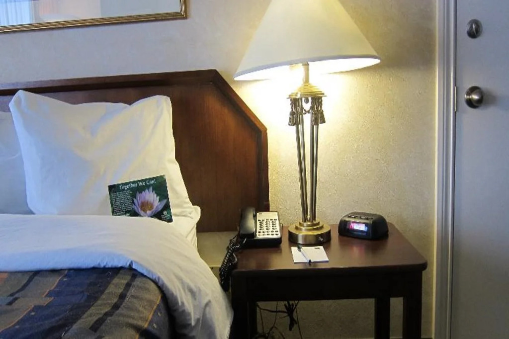 Four Points by Sheraton Toronto Airport East