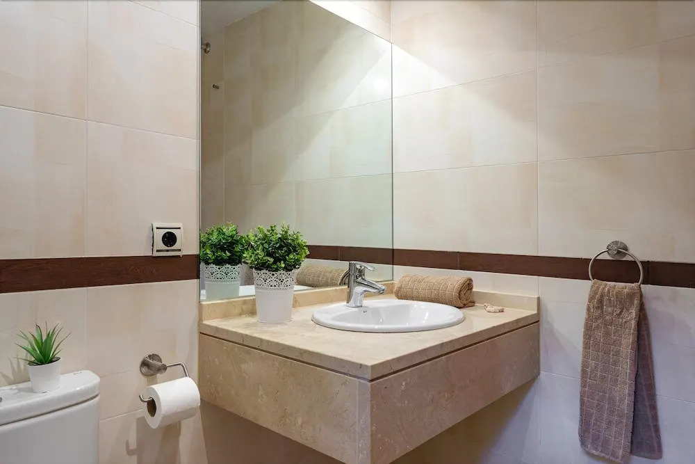 Alamar Poolfront garden apartment Ref 46