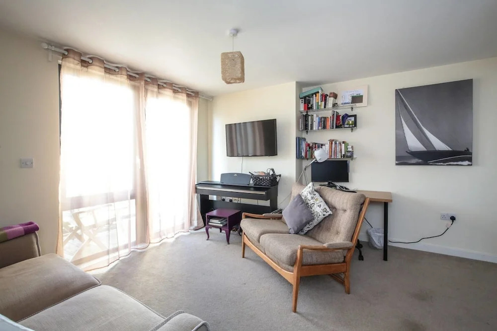 Lovely 2- Bed Flat in North London
