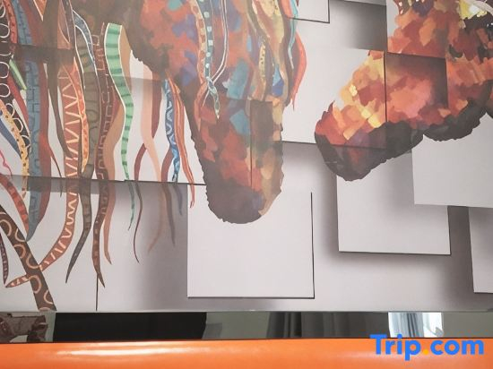 Pod Inn Hotel (Shanghai Hongqiao Airport Songhong Road Subway Station)