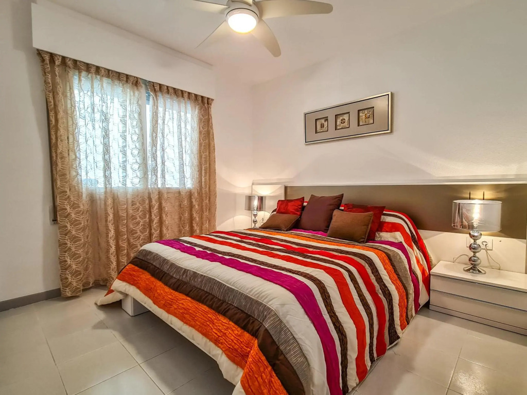 A017- Apartamento en primera línea de la playa Levante La Fosa con garaje