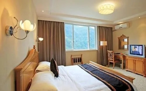 Dongquan International Hotel - Taishun