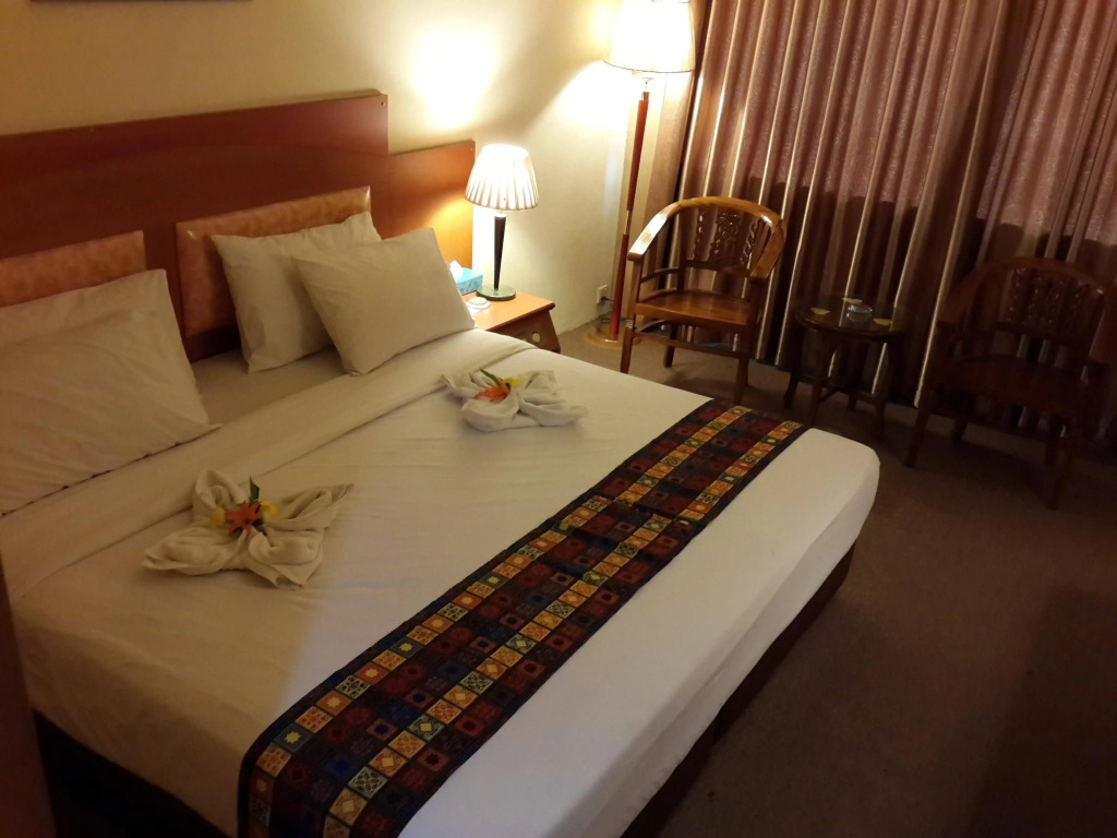 Paradise Hotel