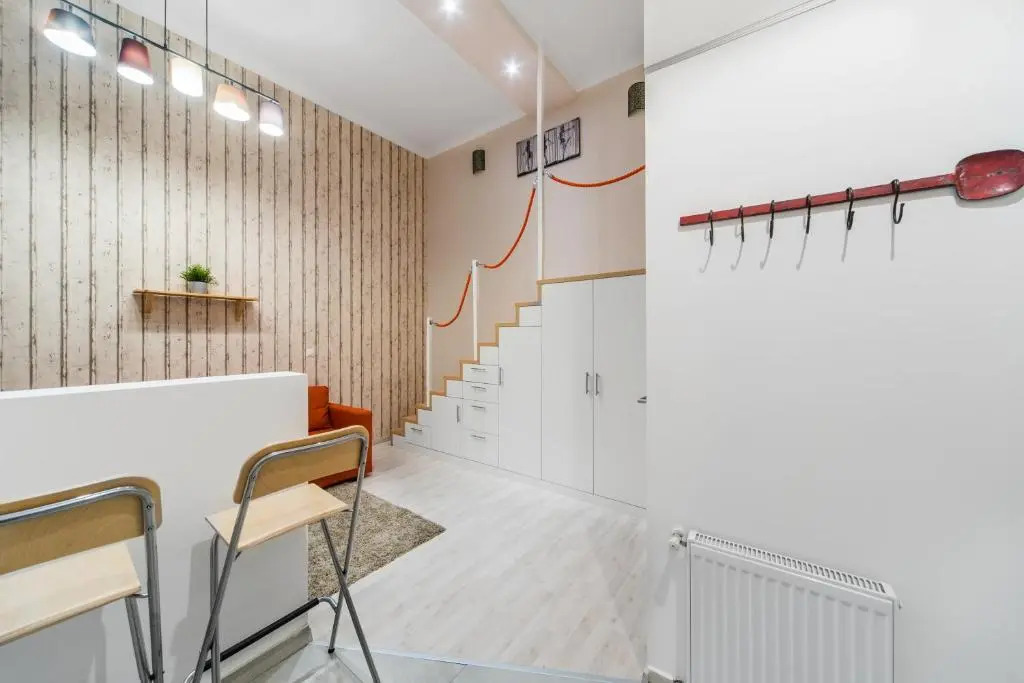 Astoria Airconed 1 Bedroom Apartment