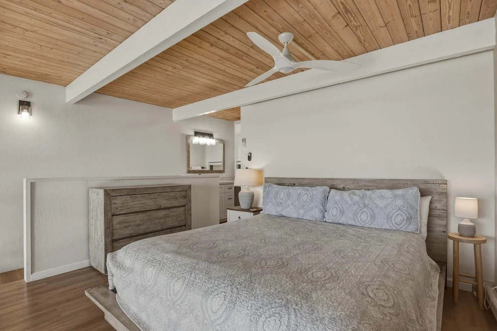 Prime Oceanfront 2br Loft - Unit C10 1 Bedroom Condo