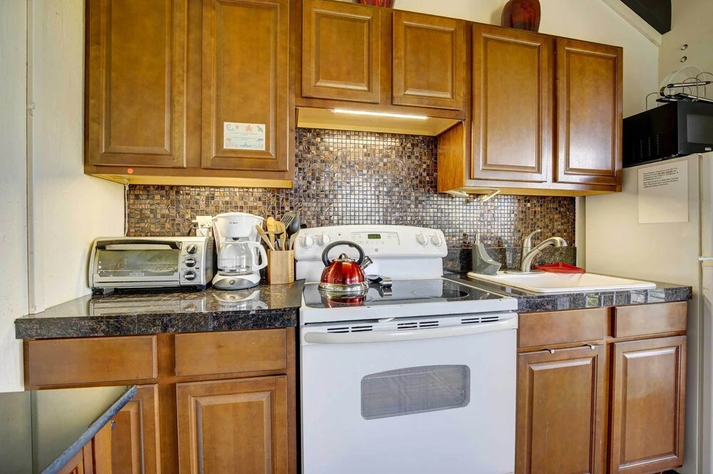 Charming Kailua-kona Apartment Near Hiking & Golf!