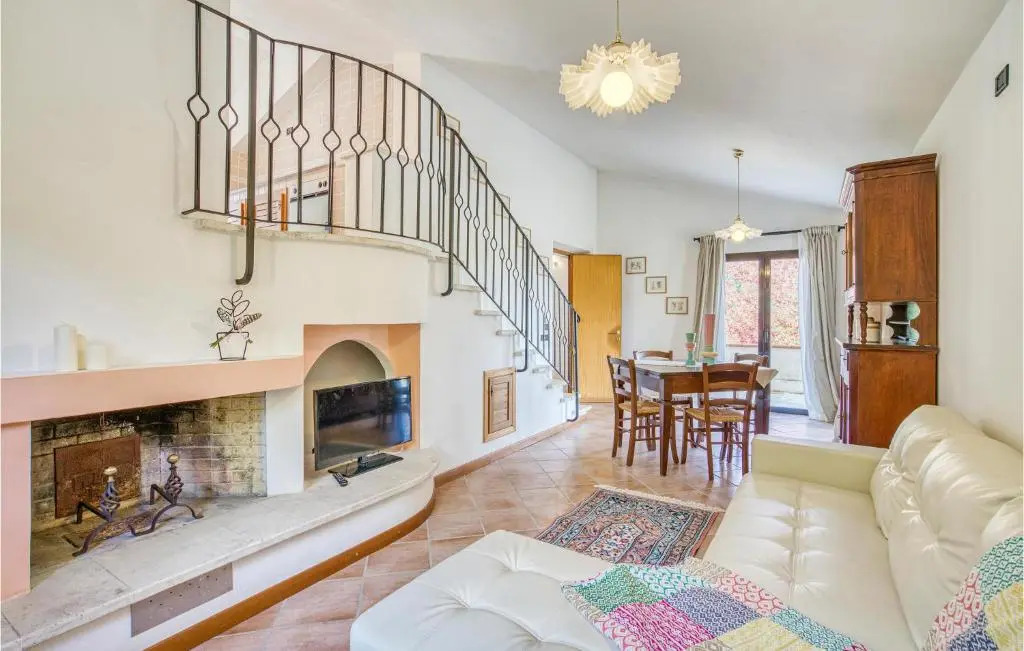 Amazing Home In Umbertide With Kitchen