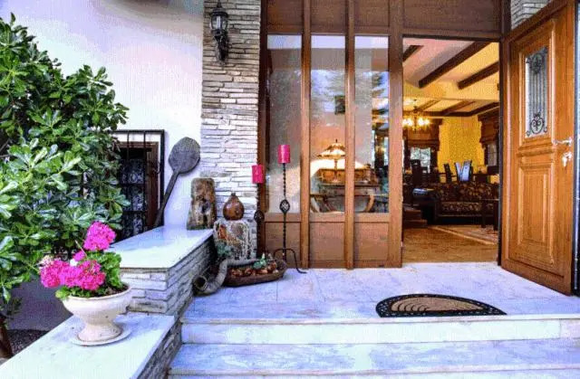 Guesthouse Niaousta