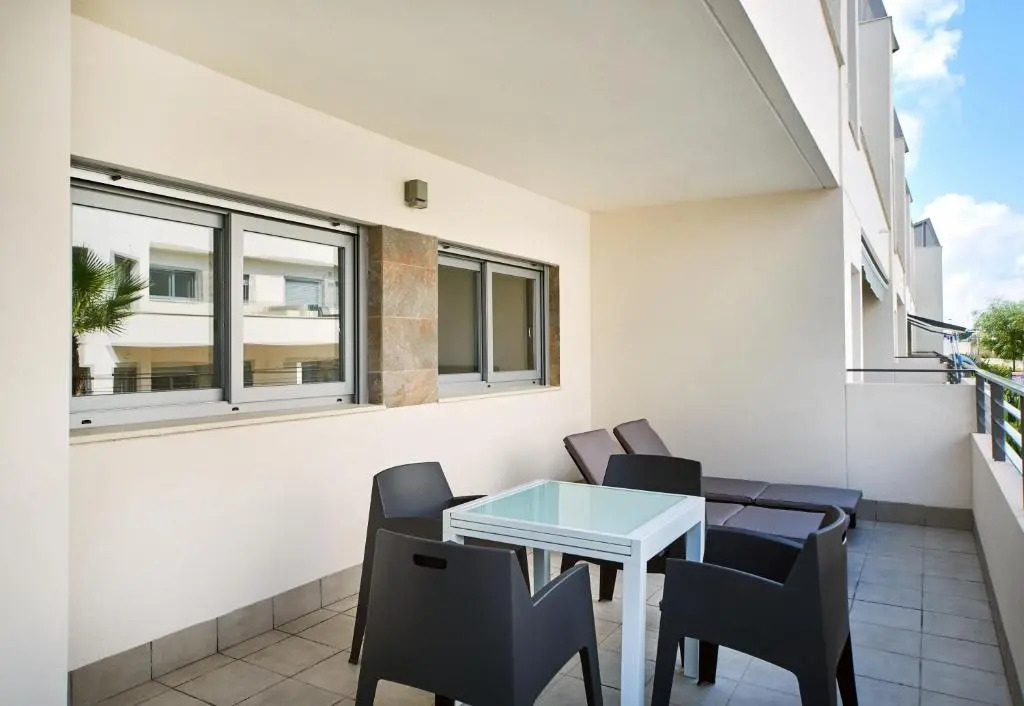 Orange Holiday Housing - Villa Amalia 13