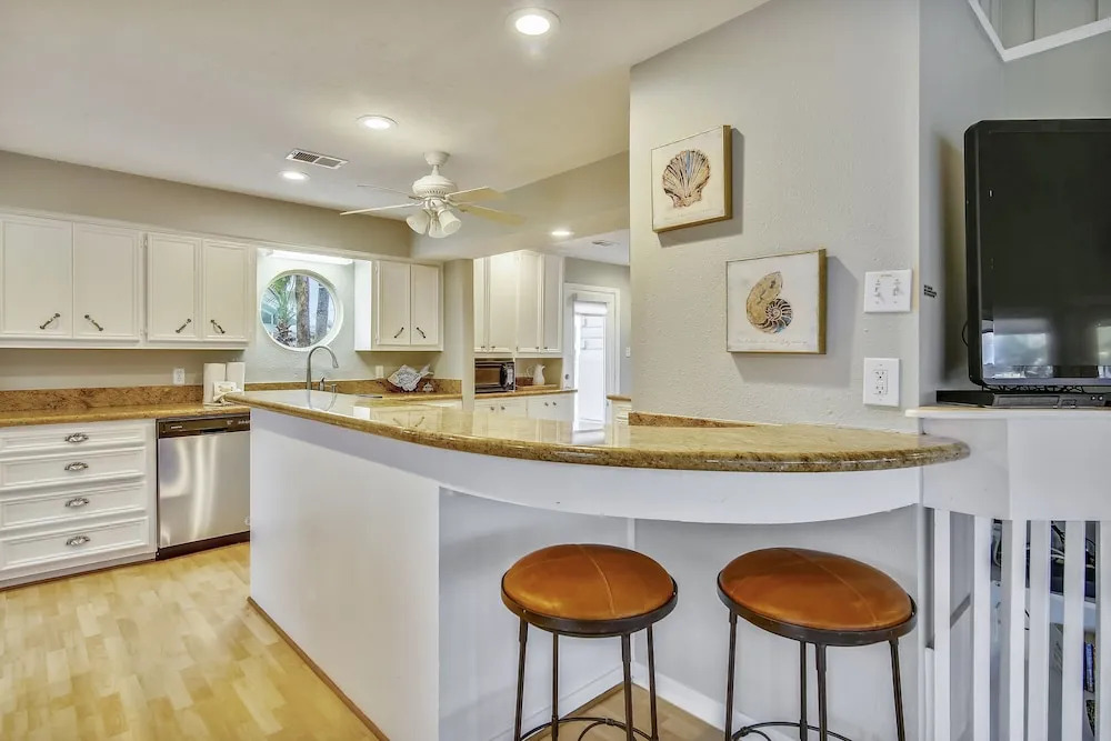The Blue Pearl 5 Bedroom Home