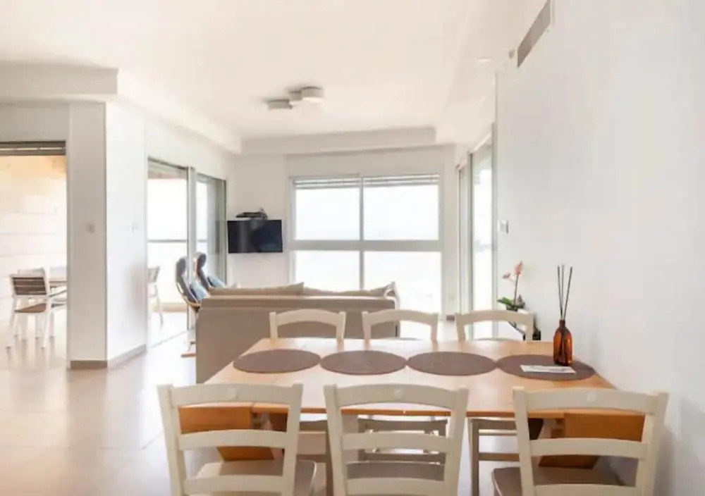Amazing Sea View 3 BR APT Iconic Tower