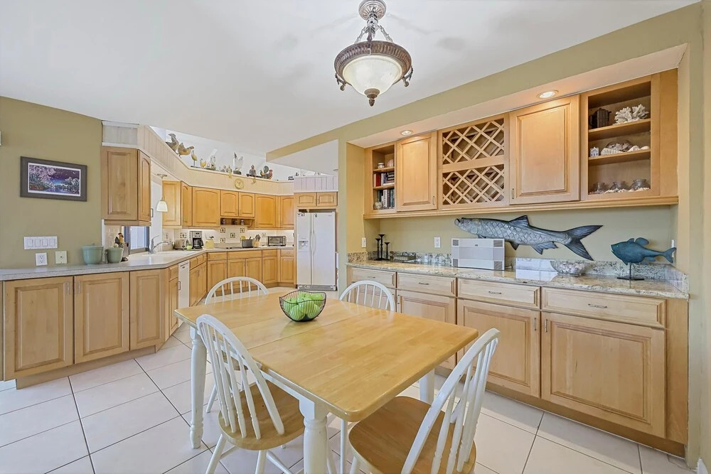 Boater’s paradise with unmatched water views