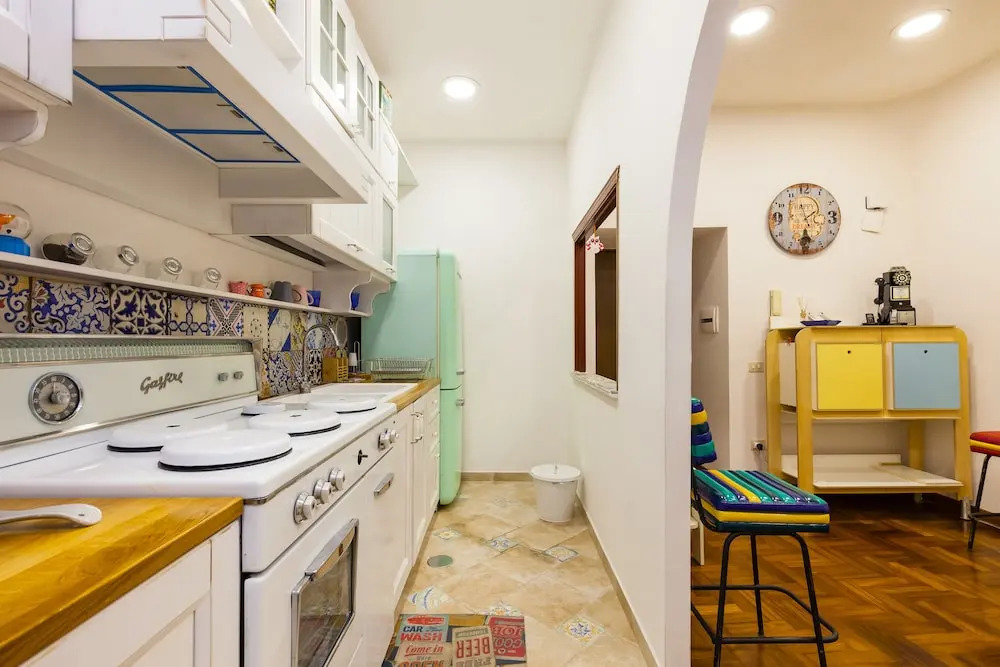 Apartment - Corso V. Emanuele VI BH 90