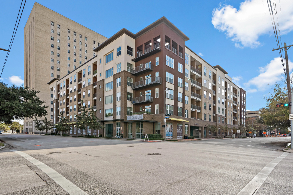 Downtown Location ✔Deep Cleaned ✔Modern Living