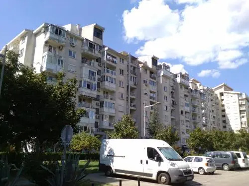 Lola apartment