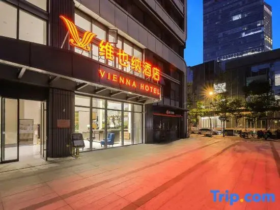 Qihe · Light Luxury Hotel (Greenland Central Business District Branch)