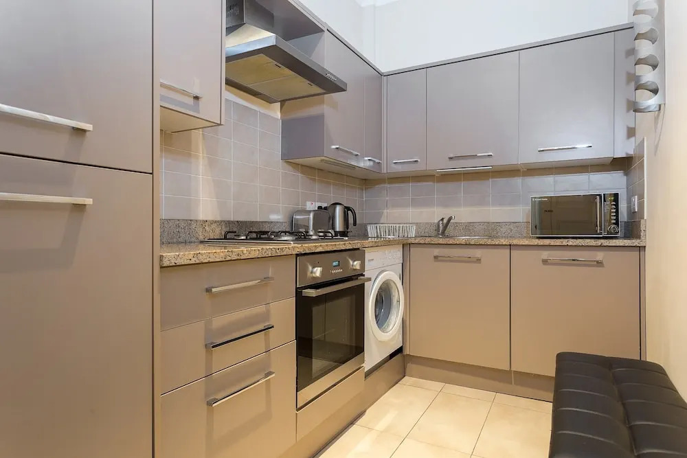 2 Bedroom Flat in Paddington