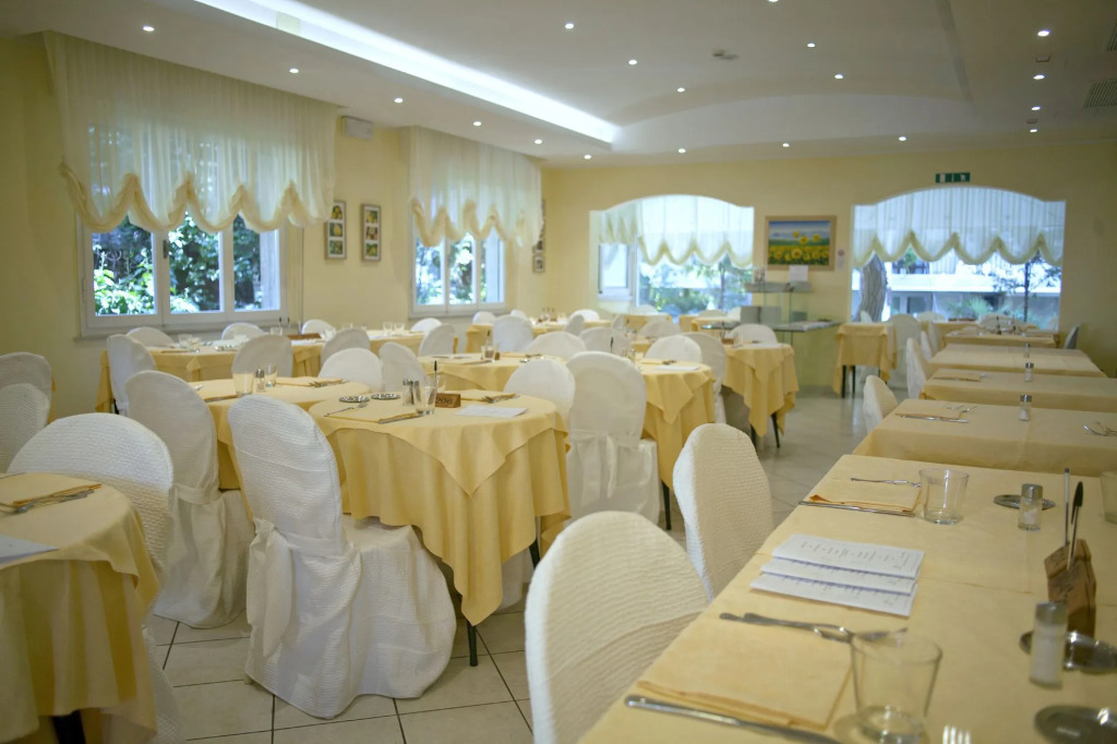 Hotel Cannes - in pieno centro
